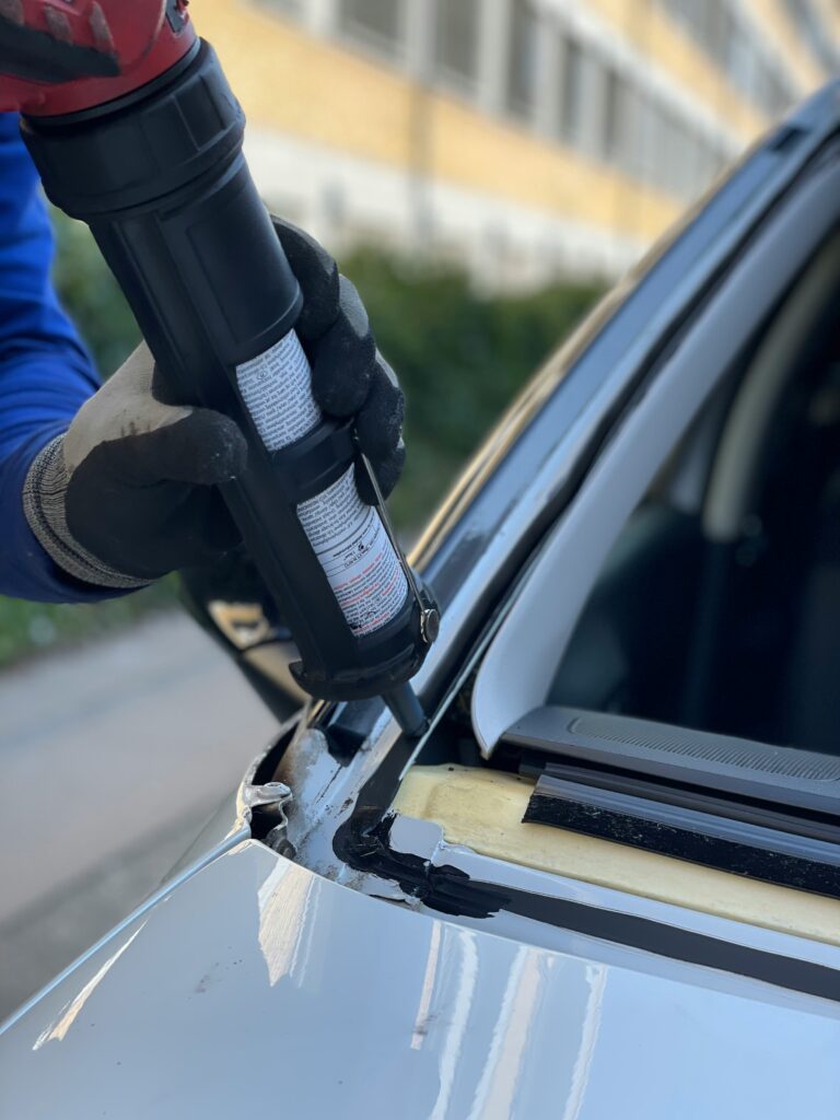 Common Causes of Windshield Repair in Toronto uk car glass nz7fg ivazo unsplash